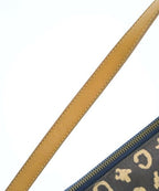 Celine Handbag Navy — view 6