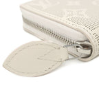 Louis Vuitton Wallet Zippy Leather Mahina Reverse Quartz Silver Zip Around — view 5