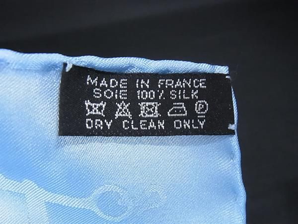 Hermes Collection Equestre Carre 45 Petit Gavroche Silk Pocket Square Light Blue — view 4