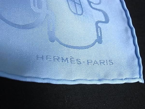 Hermes Collection Equestre Carre 45 Petit Gavroche Silk Pocket Square Light Blue — view 5