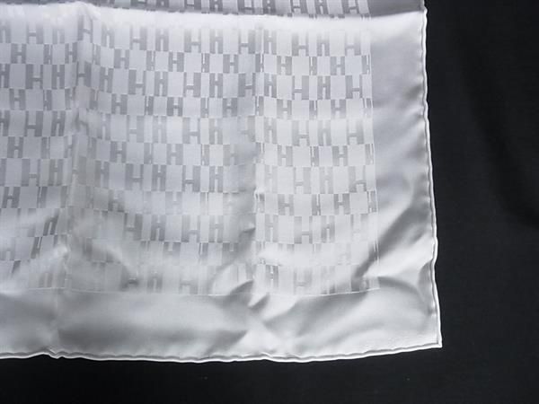 Hermes Faconnee Grand H Pocket Silk 100% Scarf Ivory — view 3