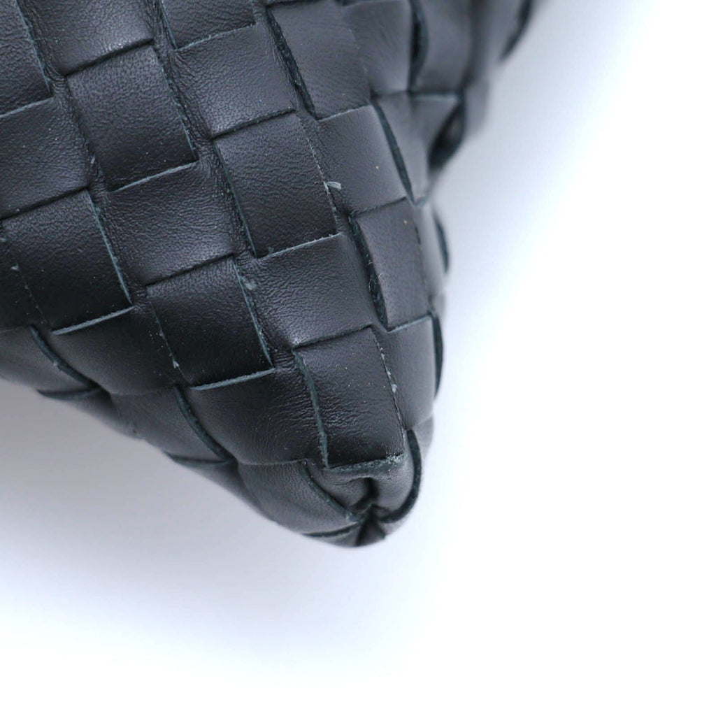 Bottega Veneta Intrecciato Shoulder Bag Black Leather — view 7
