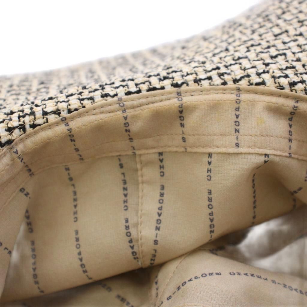 Chanel CC Logo Bucket Hat Tweed 58 Beige — view 8