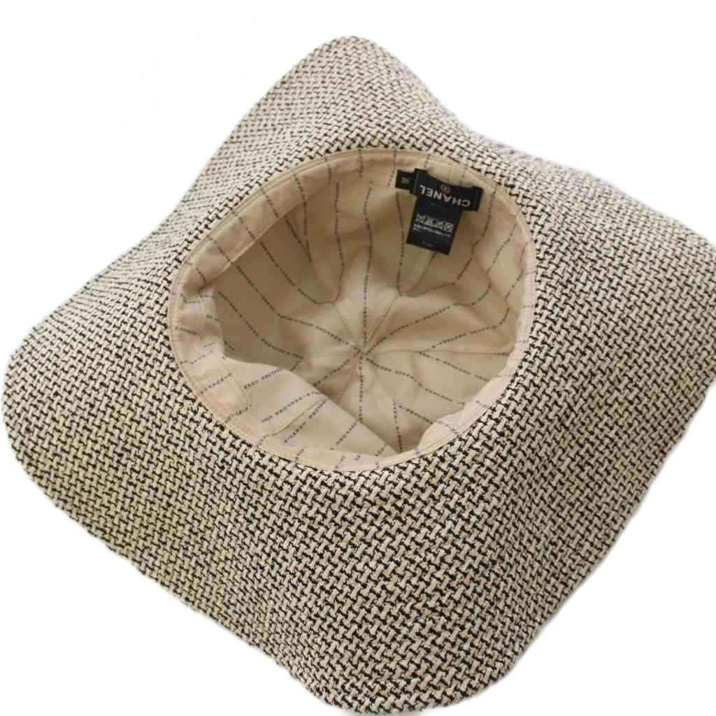 Chanel CC Logo Bucket Hat Tweed 58 Beige — view 7