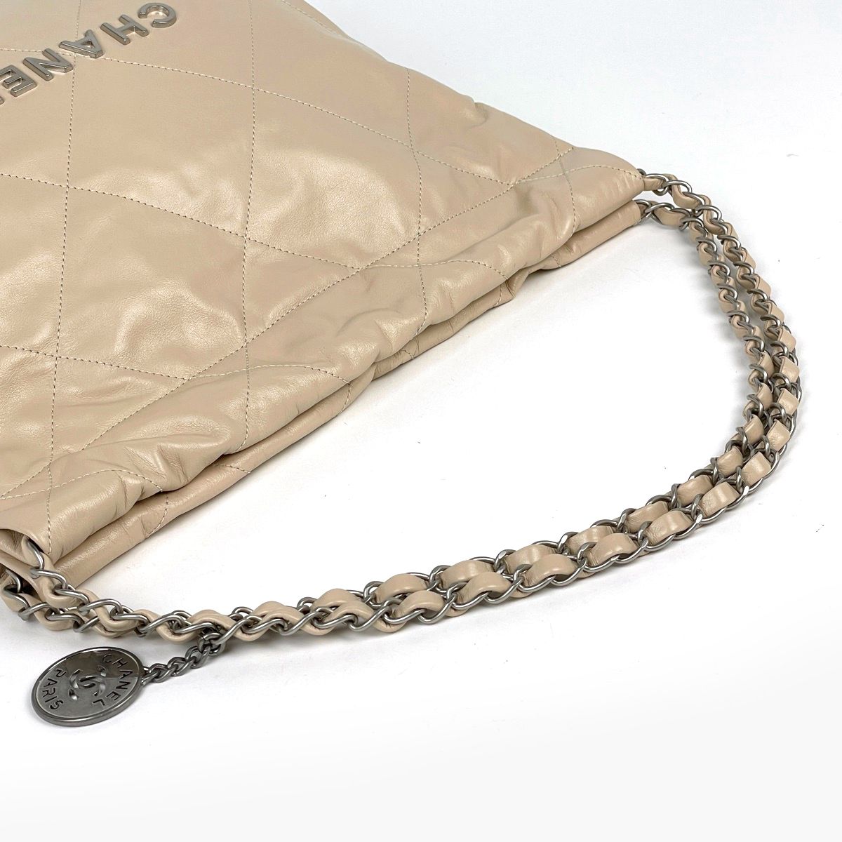 Chanel 22 Small Shoulder Bag Leather Beige — view 5