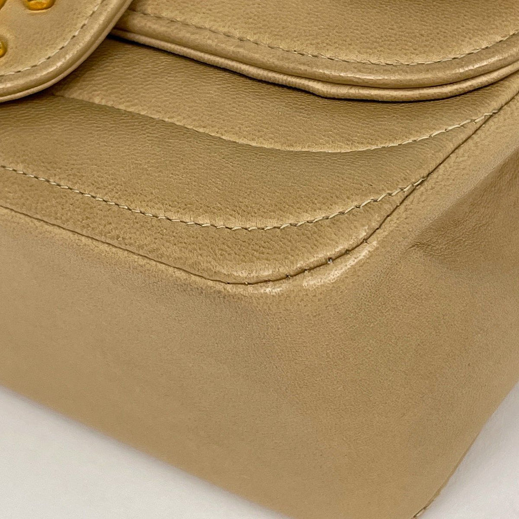 Chanel Shoulder Bag CC Logo Double Flap Leather Beige — view 3