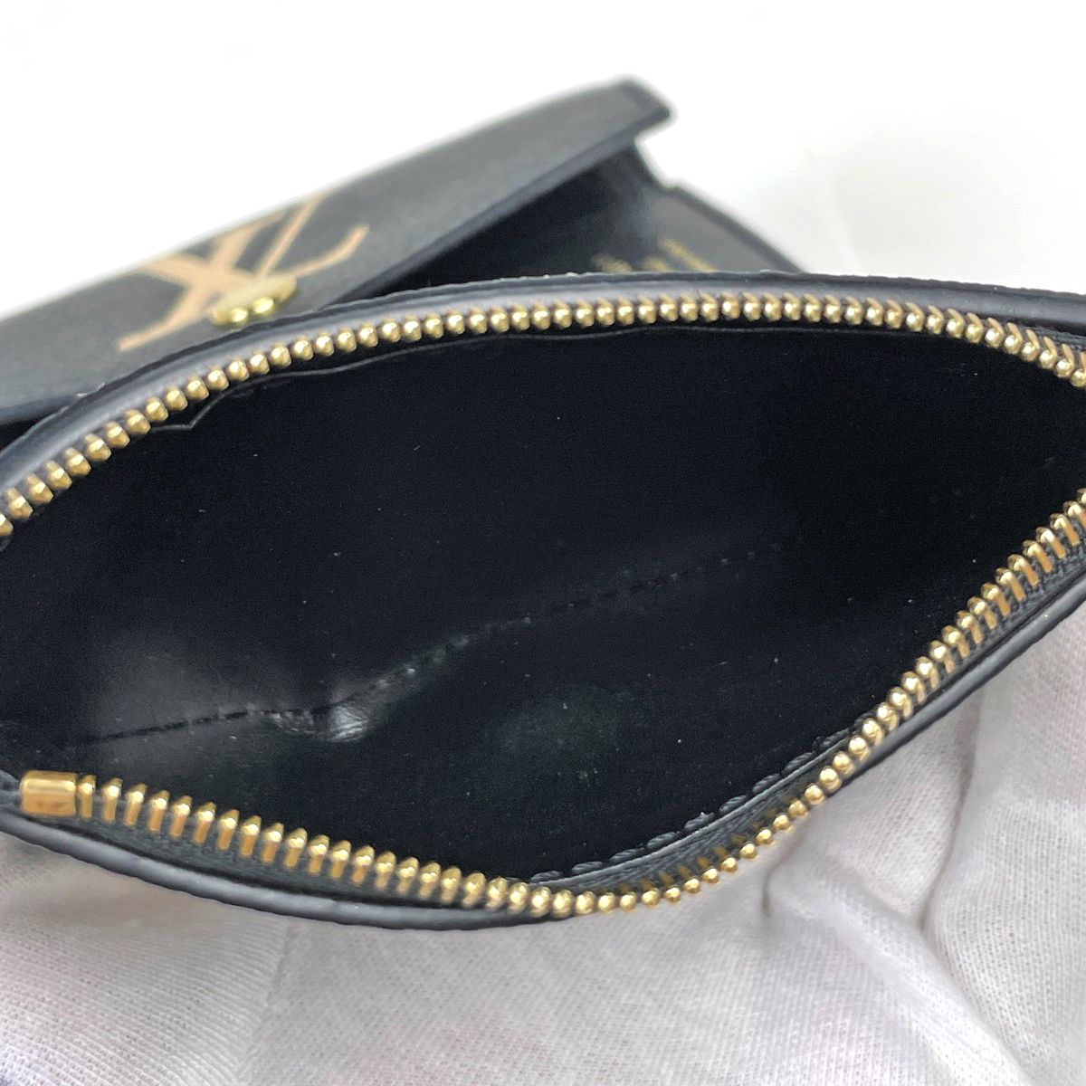 Louis Vuitton Portefeuille Victorine Trifold Wallet Bicolor Monogram Empreinte — view 5
