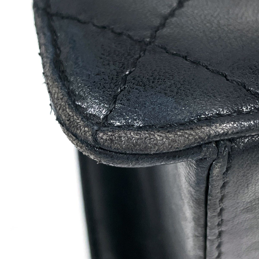 Chanel Shoulder Bag Quilted CC Logo Leather Black — view 6