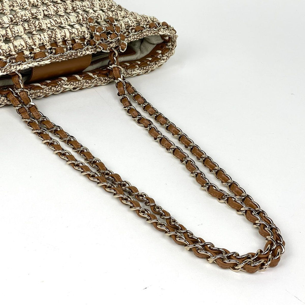 Chanel Shoulder Bag CC Logo Basket Fabric Brown — view 6