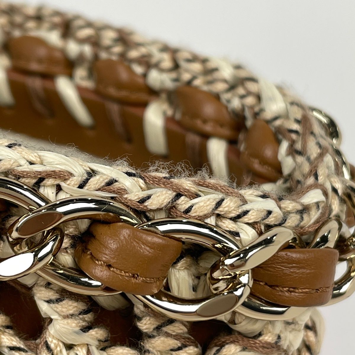 Chanel Shoulder Bag CC Logo Basket Fabric Brown — view 4