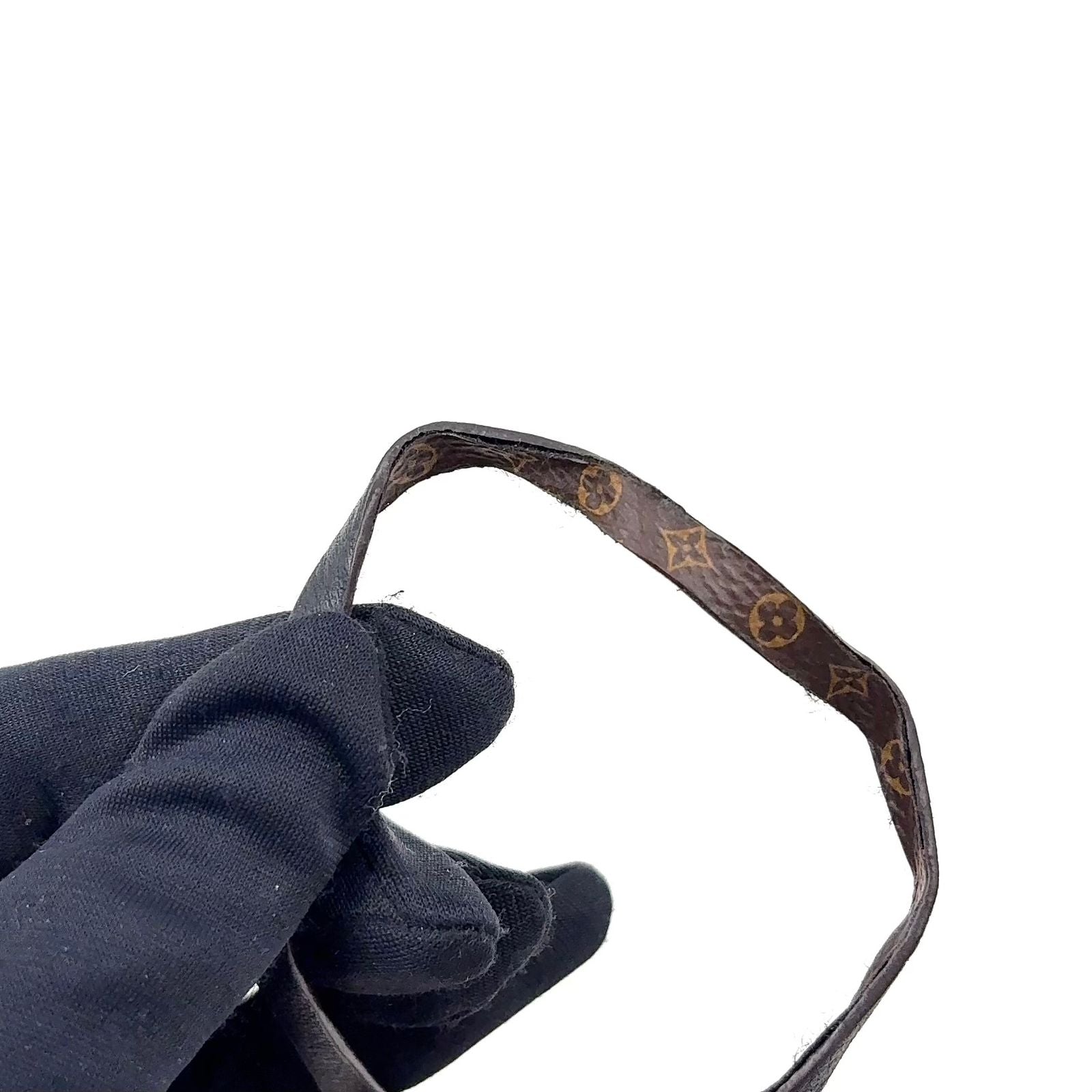 Louis Vuitton Letter Ring Leather Gold Plated Brown Charm — view 4