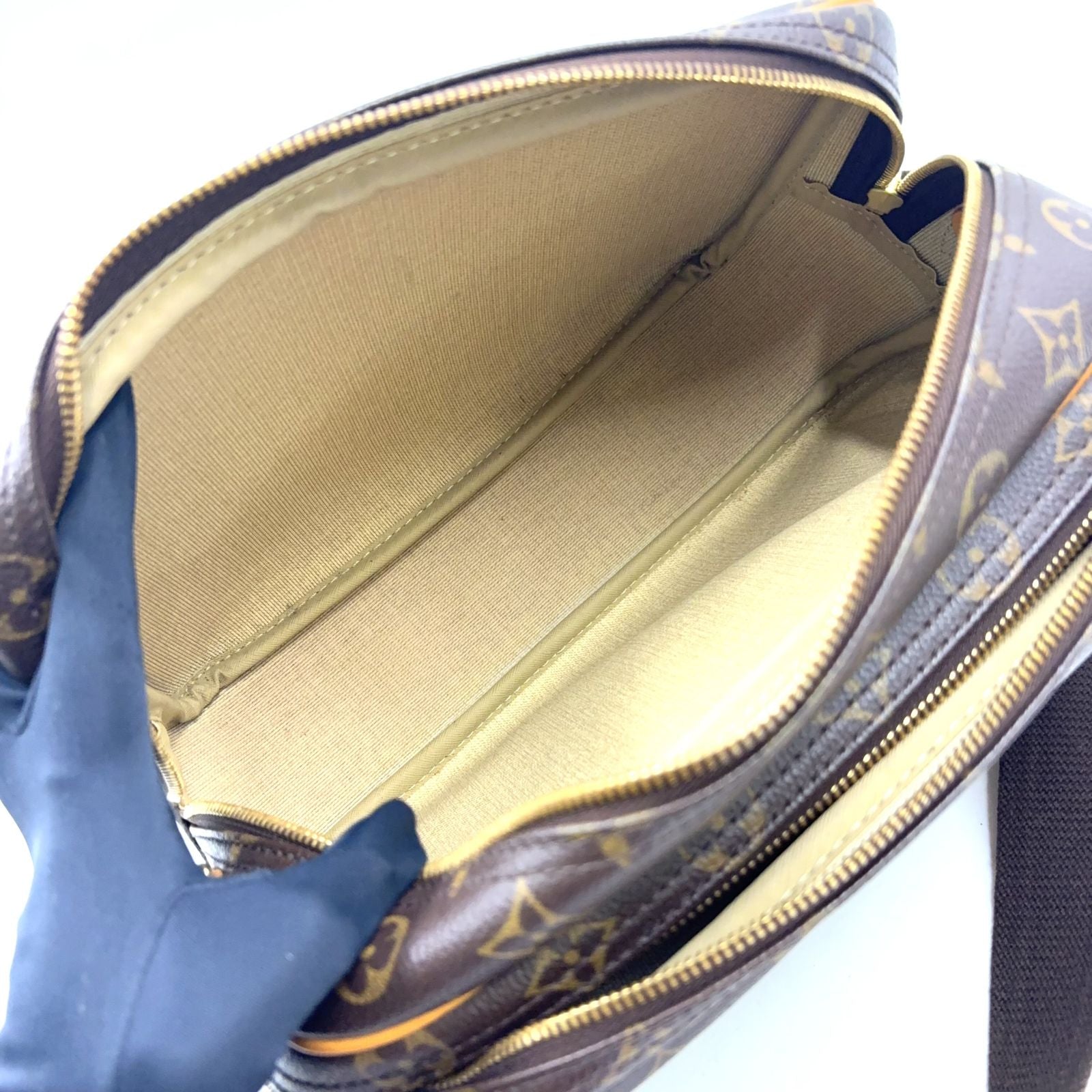 Louis Vuitton Reporter PM Monogram Leather Brown Light Shoulder Bag Gold — view 4