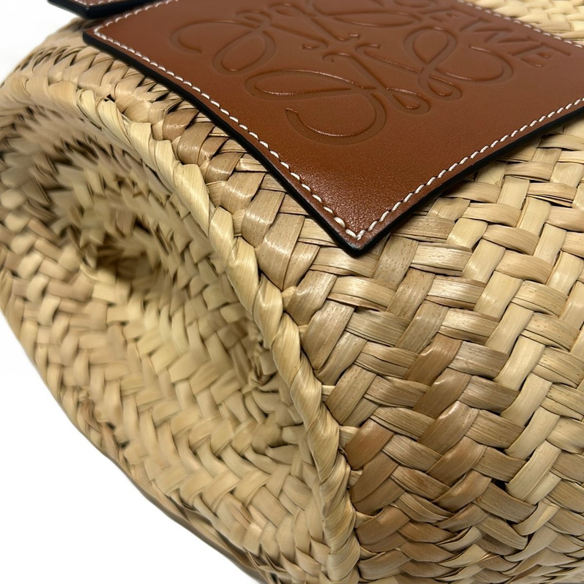 Loewe Tote Bag Basket Small 327.02 Beige Brown Leather — view 6