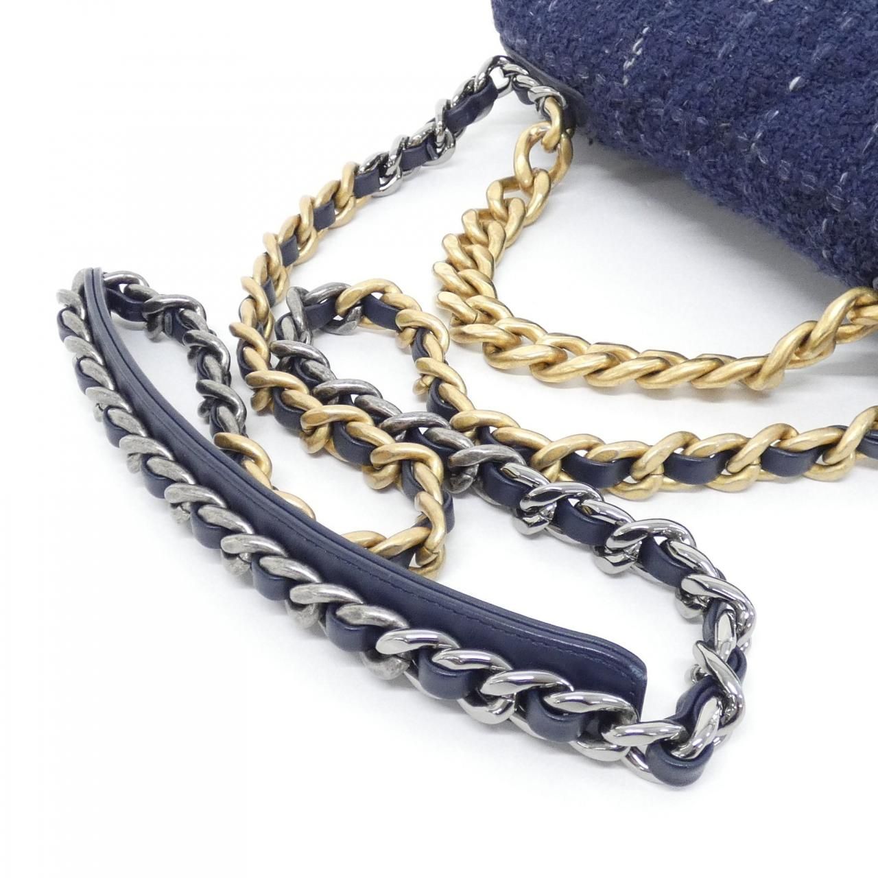 Chanel 19 Line Shoulder Bag — view 6