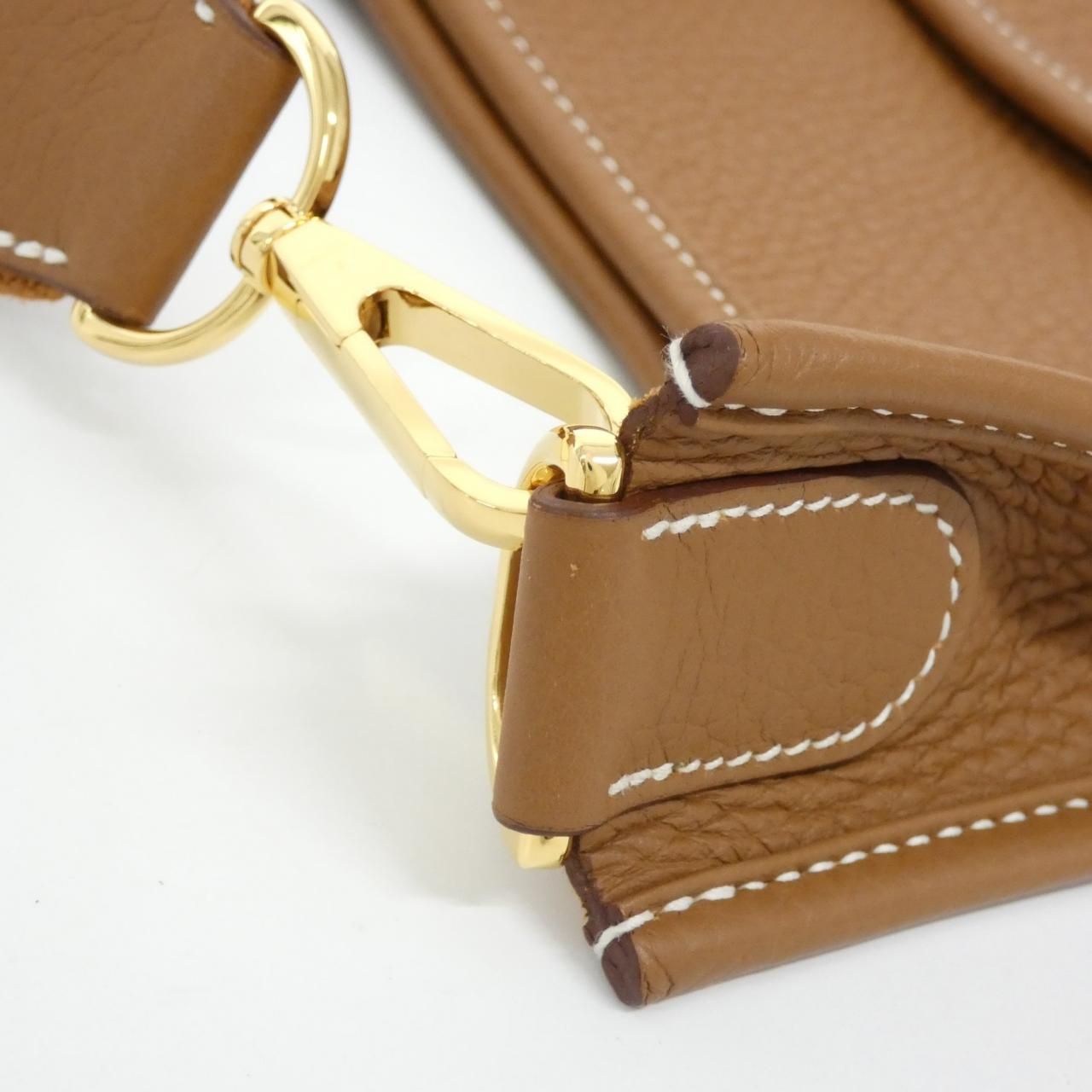 Hermes Evelyne 3 PM Shoulder Bag — view 4