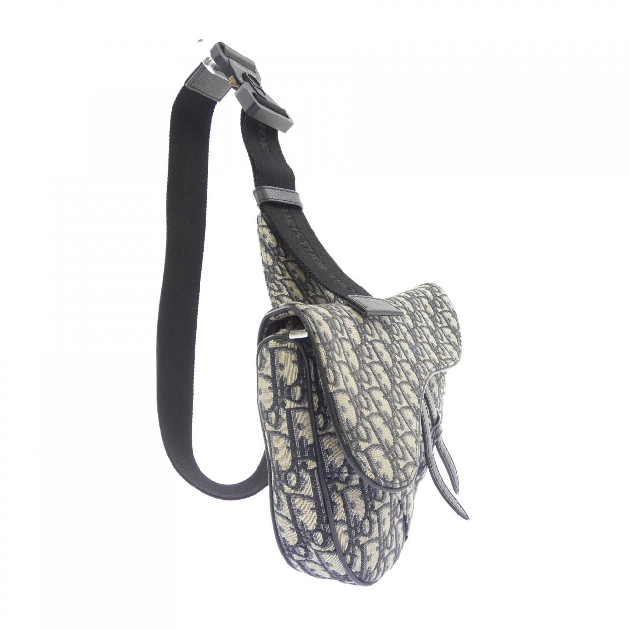 Dior Saddle Oblique Jacquard Shoulder Bag — view 2