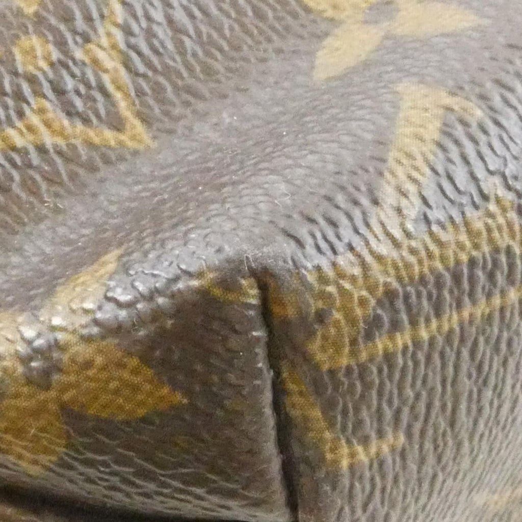 Louis Vuitton Monogram Beaubourg Bag — view 4