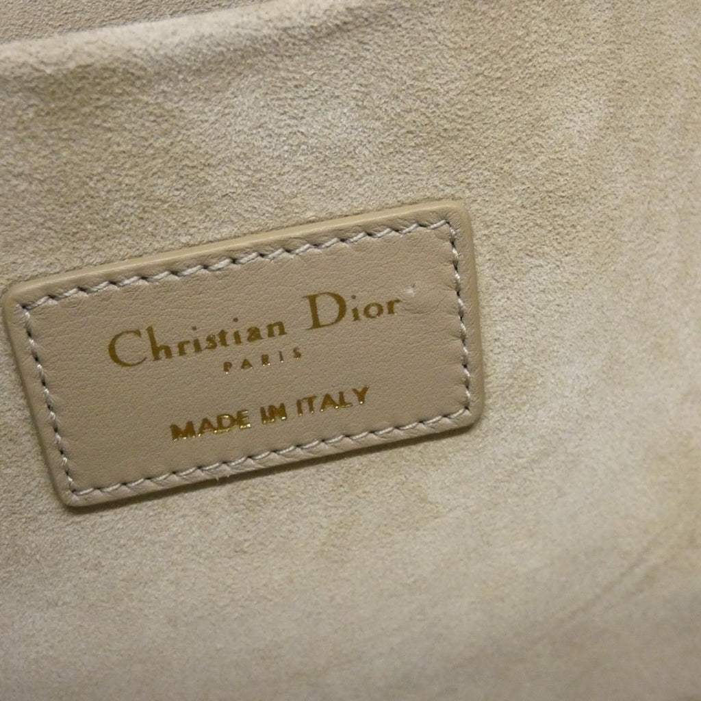 Dior Essential Medium Bag — view 8