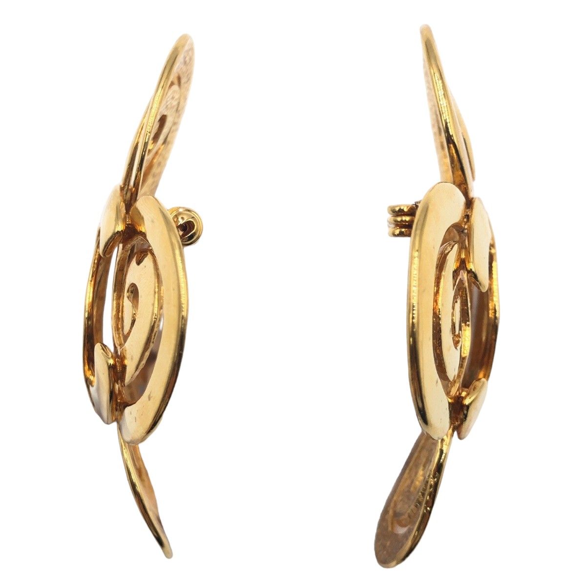 Chanel Vintage CC Logo Gold Metal Brooch — view 3