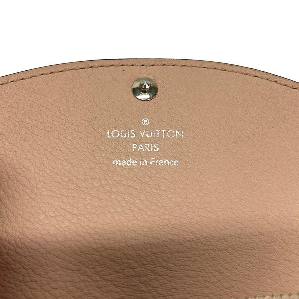 Louis Vuitton Coin Purse Mahina Porte Monnaie Magnolia Leather Cowhide — view 6