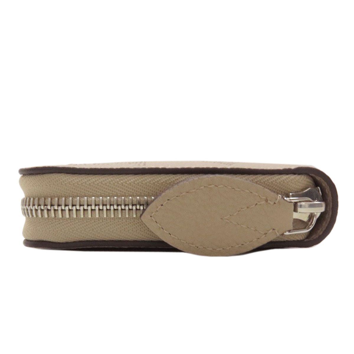 Louis Vuitton Zippy Wallet Mahina Leather — view 3