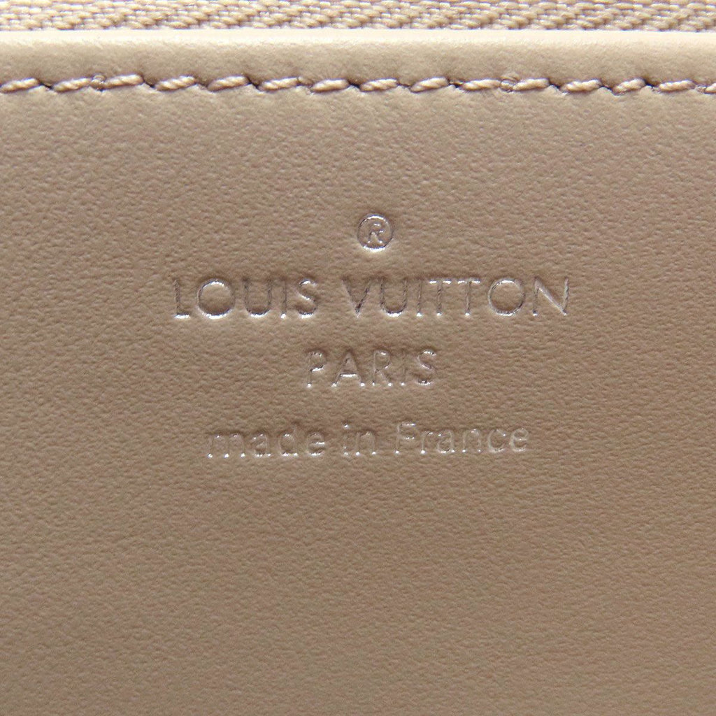 Louis Vuitton Zippy Wallet Mahina Leather — view 6