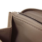 Louis Vuitton Zippy Wallet Mahina Leather — view 7