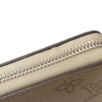 Louis Vuitton Zippy Wallet Mahina Leather — view 8
