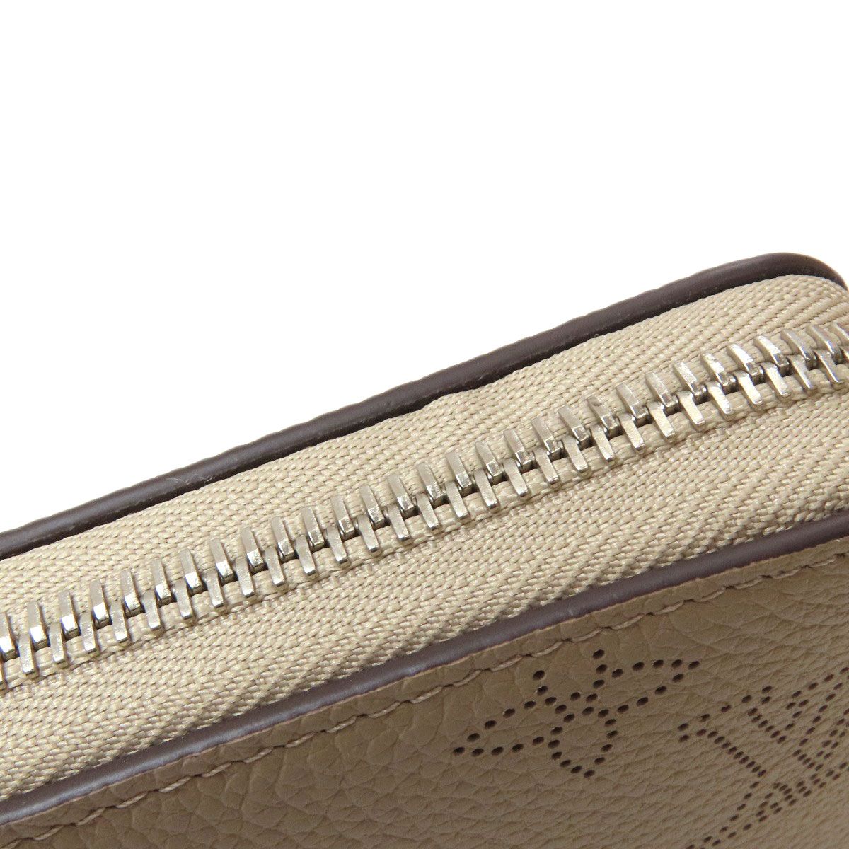 Louis Vuitton Zippy Wallet Mahina Leather — view 8