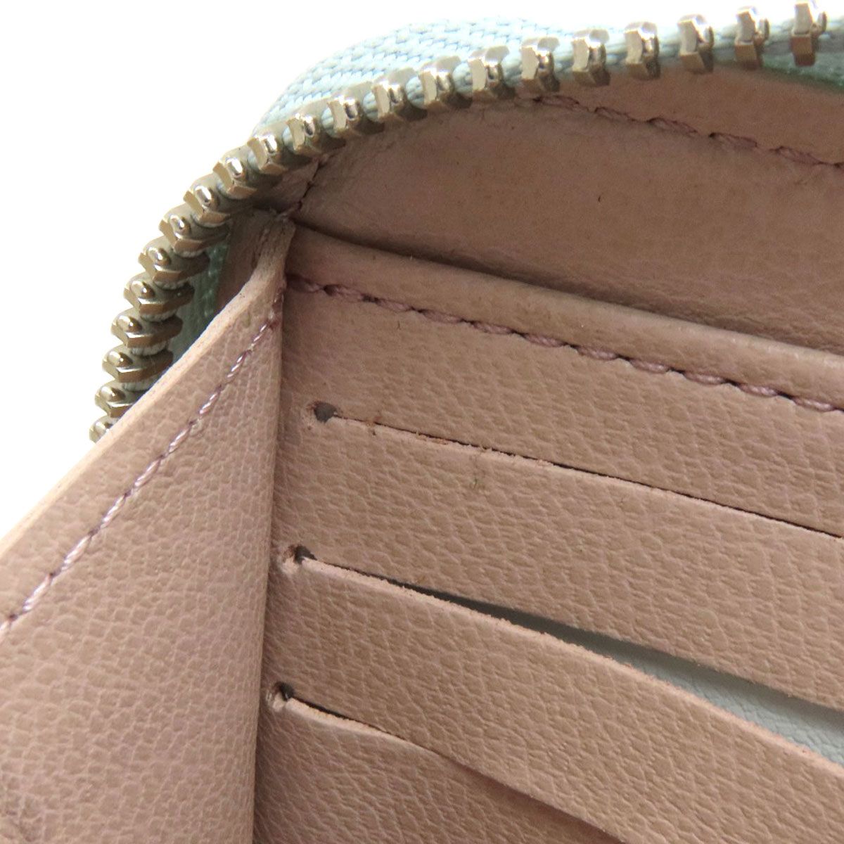 Louis Vuitton Zippy Wallet Coussin Lambskin — view 8