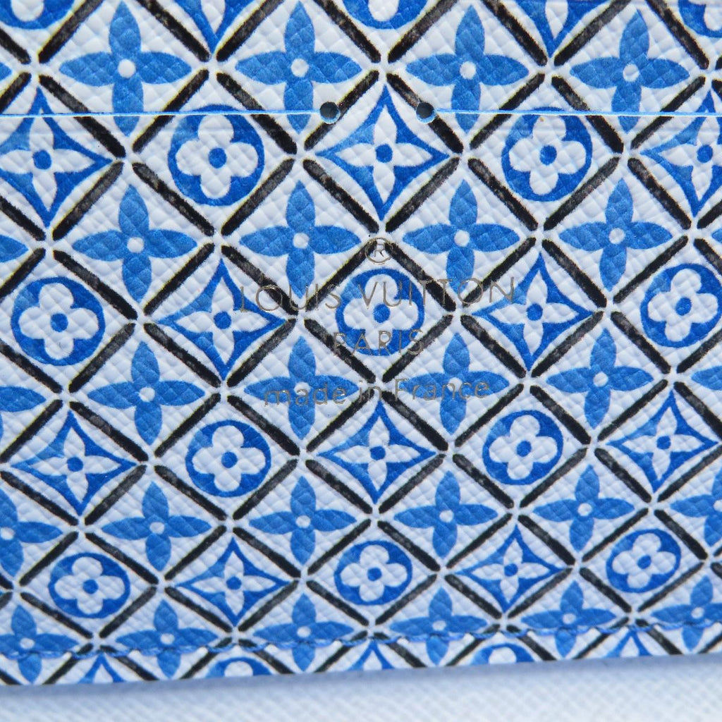 Louis Vuitton Zippy Wallet by the Pool Monogram Giant — view 6