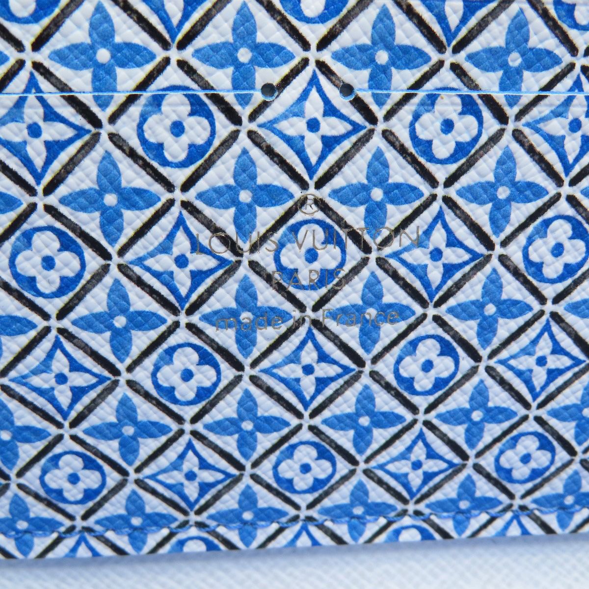 Louis Vuitton Zippy Wallet by the Pool Monogram Giant — view 6