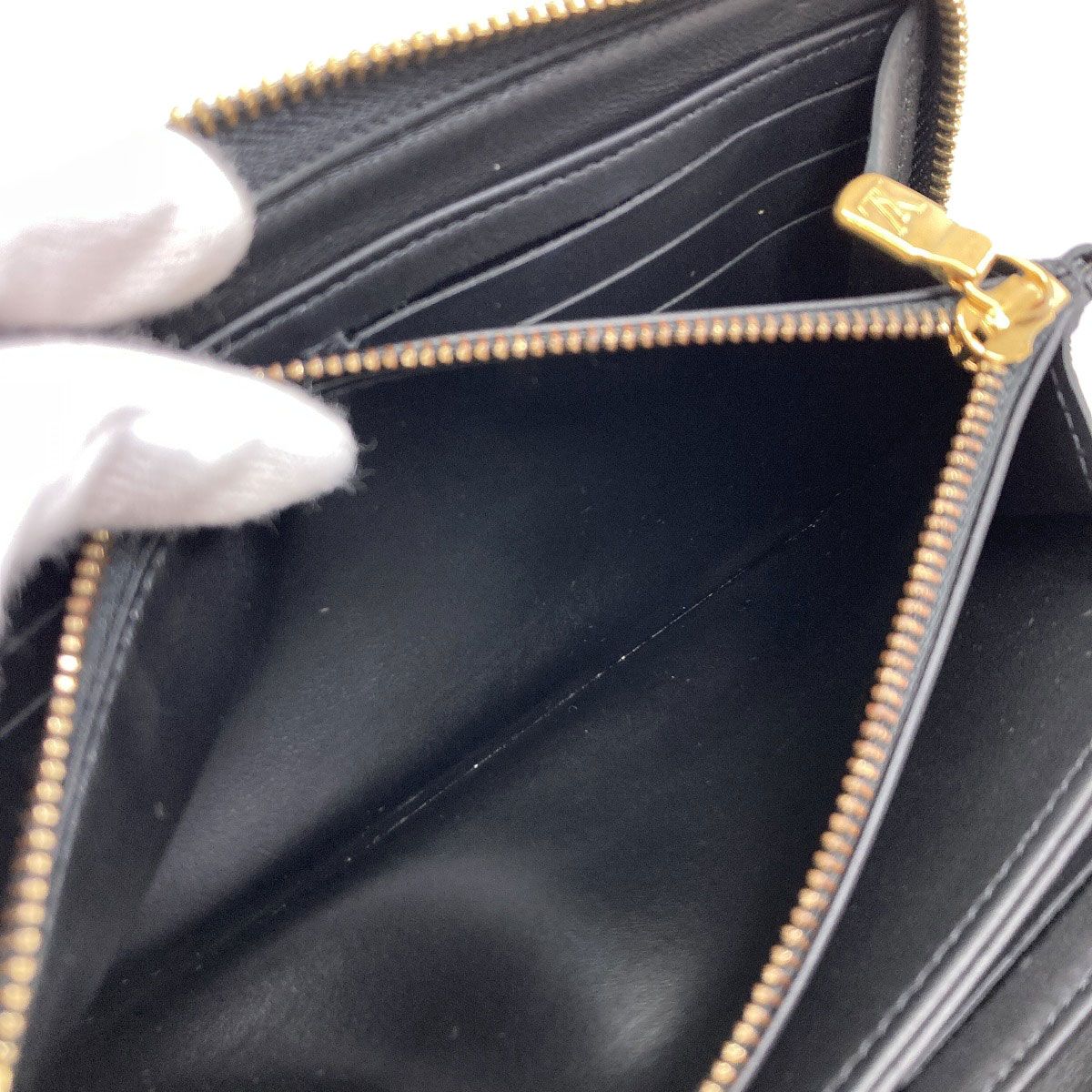Louis Vuitton Zippy Wallet Coussan Lambskin — view 5