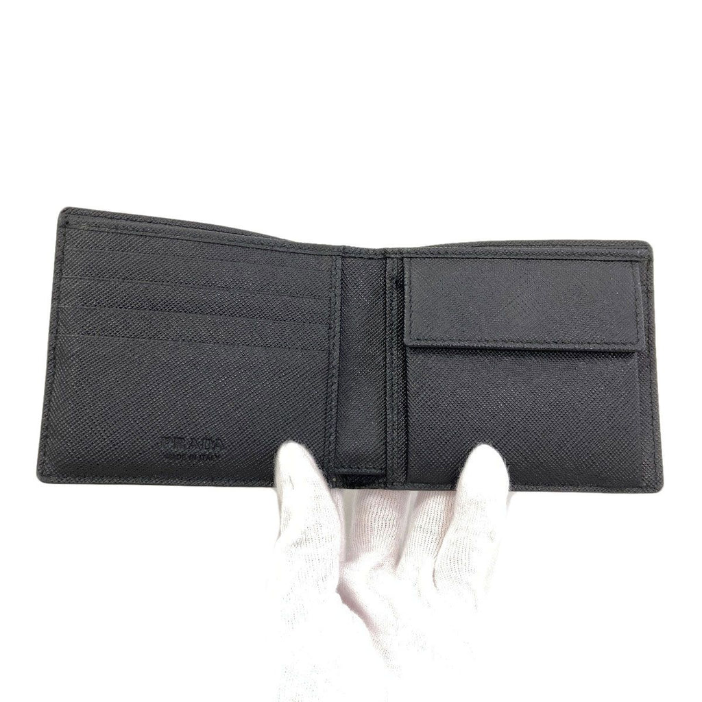 Prada Logo Bifold Wallet Saffiano — view 4