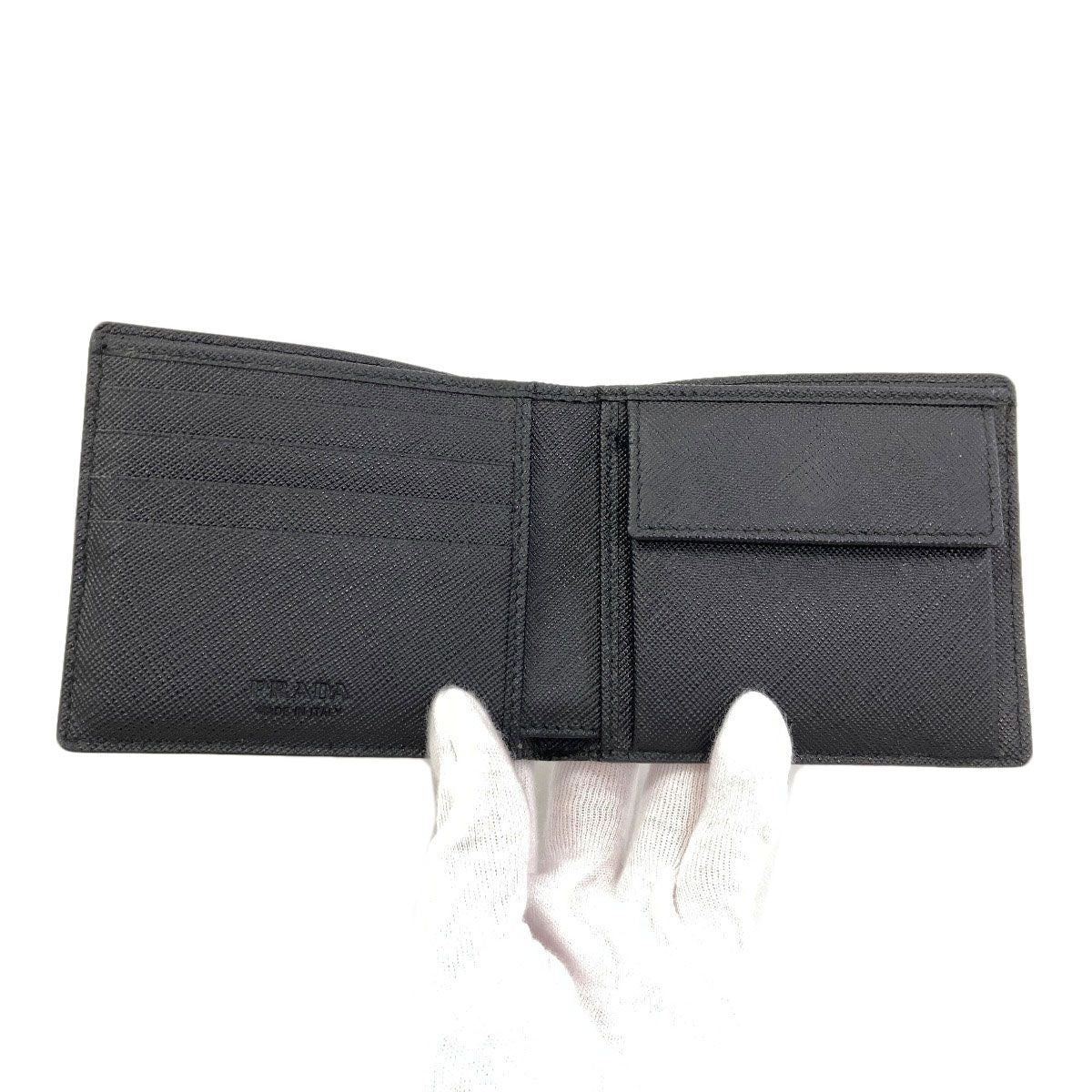 Prada Logo Bifold Wallet Saffiano — view 4