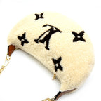 Louis Vuitton Shoulder Bag — view 3