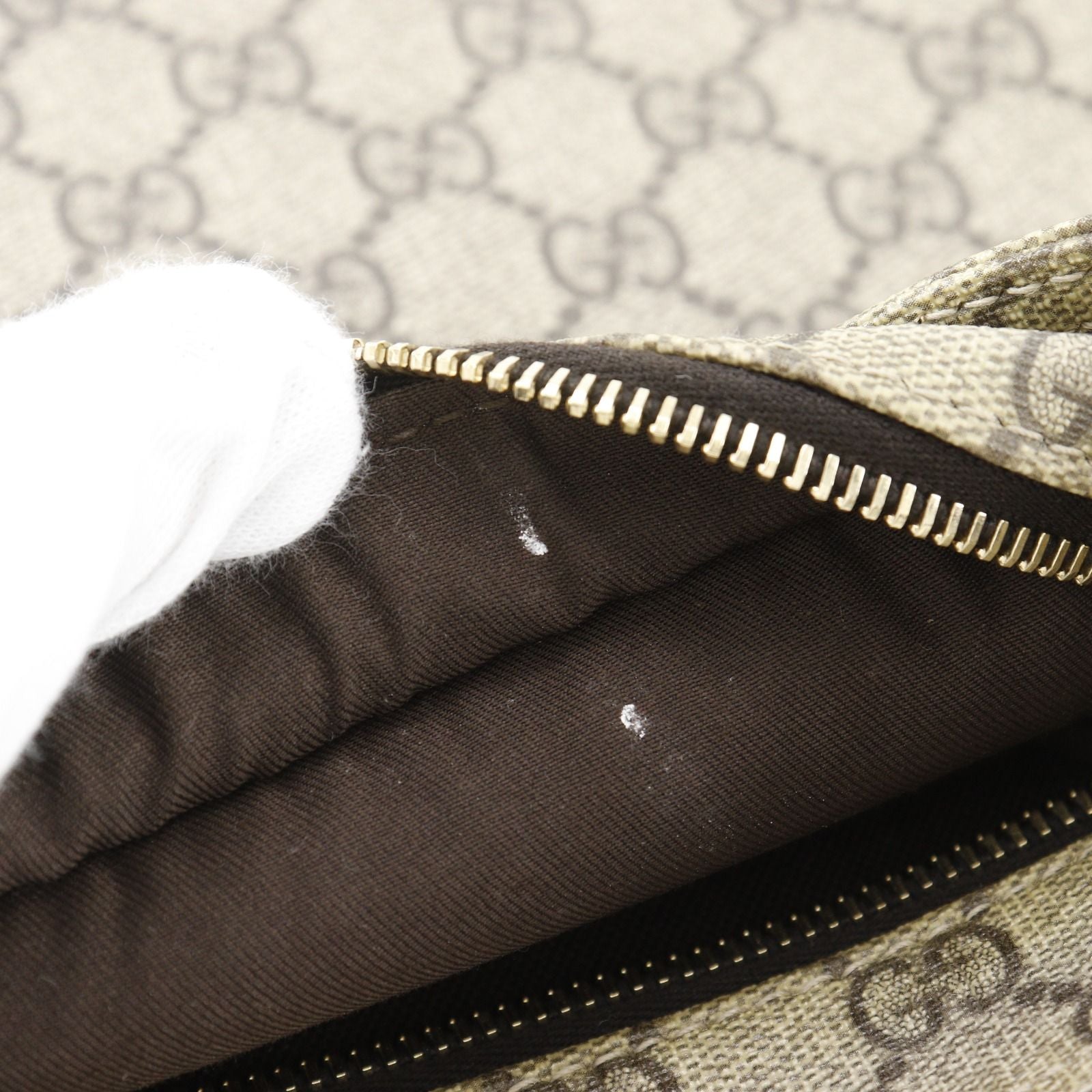 Gucci GG Supreme Canvas Brown Shoulder Bag — view 7