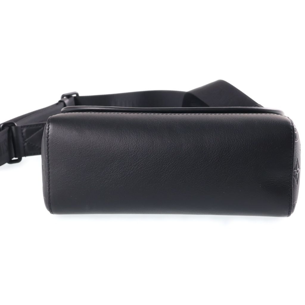 Louis Vuitton Monogram Shadow Pulse Messenger Shoulder Bag Black — view 4