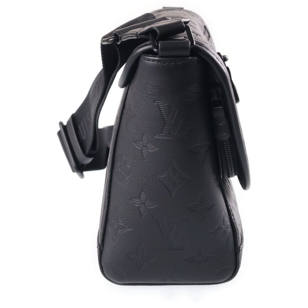 Louis Vuitton Monogram Shadow Pulse Messenger Shoulder Bag Black — view 3
