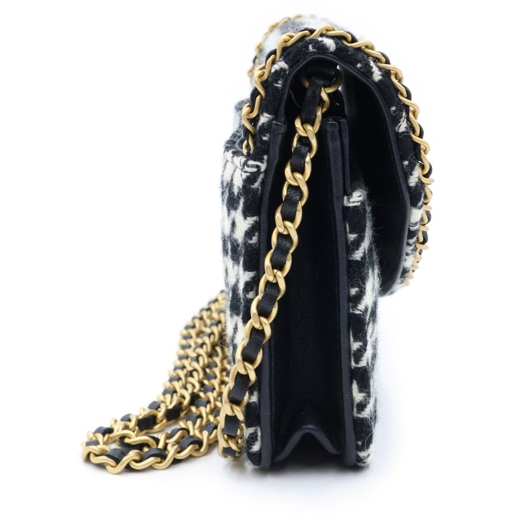 Chanel Wallet on Chain Heart Shoulder Bag Tweed Black White Houndstooth Gold — view 3