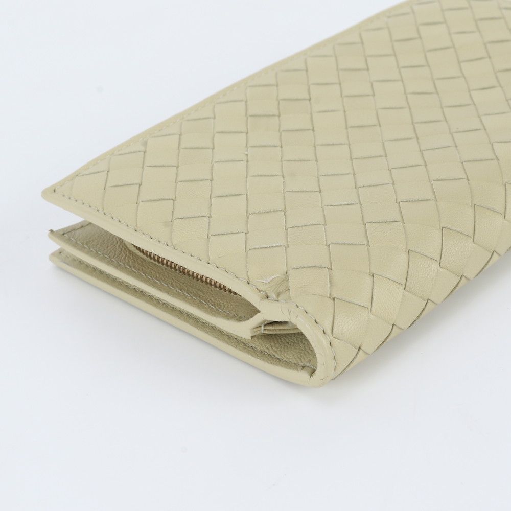 Bottega Veneta Intrecciato Braided Leather Bifold Wallet Compact — view 5
