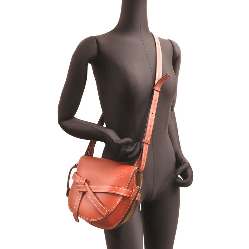 Loewe Shoulder Bag Brown — view 8