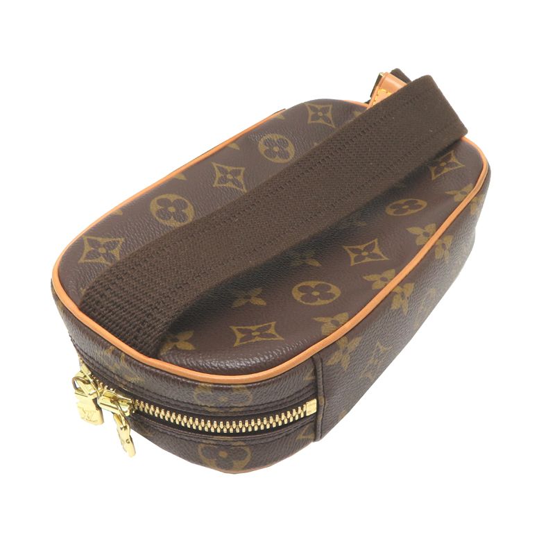 Louis Vuitton Shoulder Bag — view 4