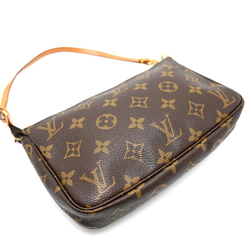 Louis Vuitton Shoulder Bag — view 4