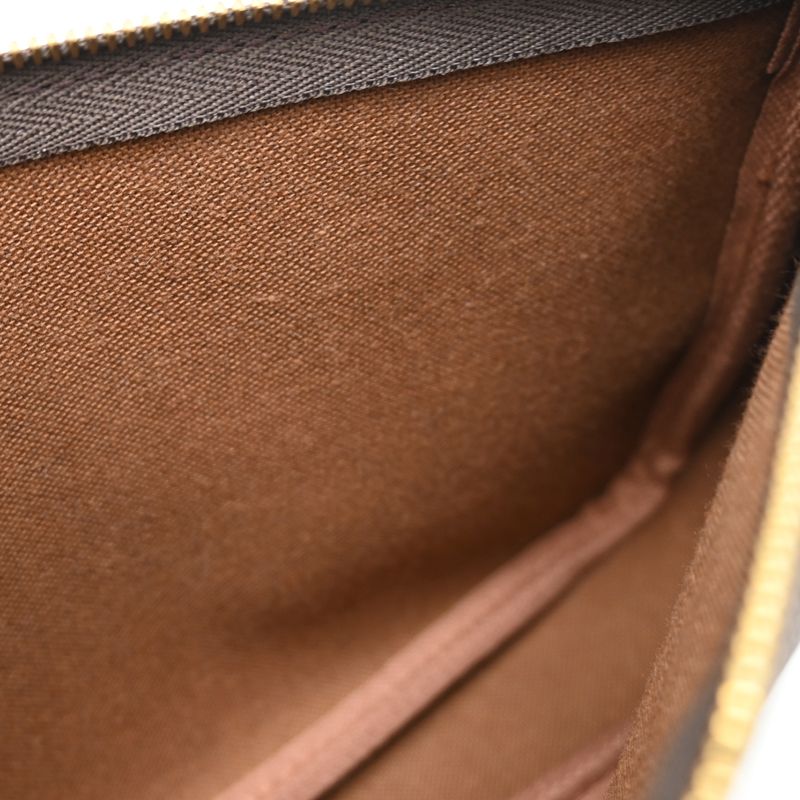 Louis Vuitton Shoulder Bag — view 7