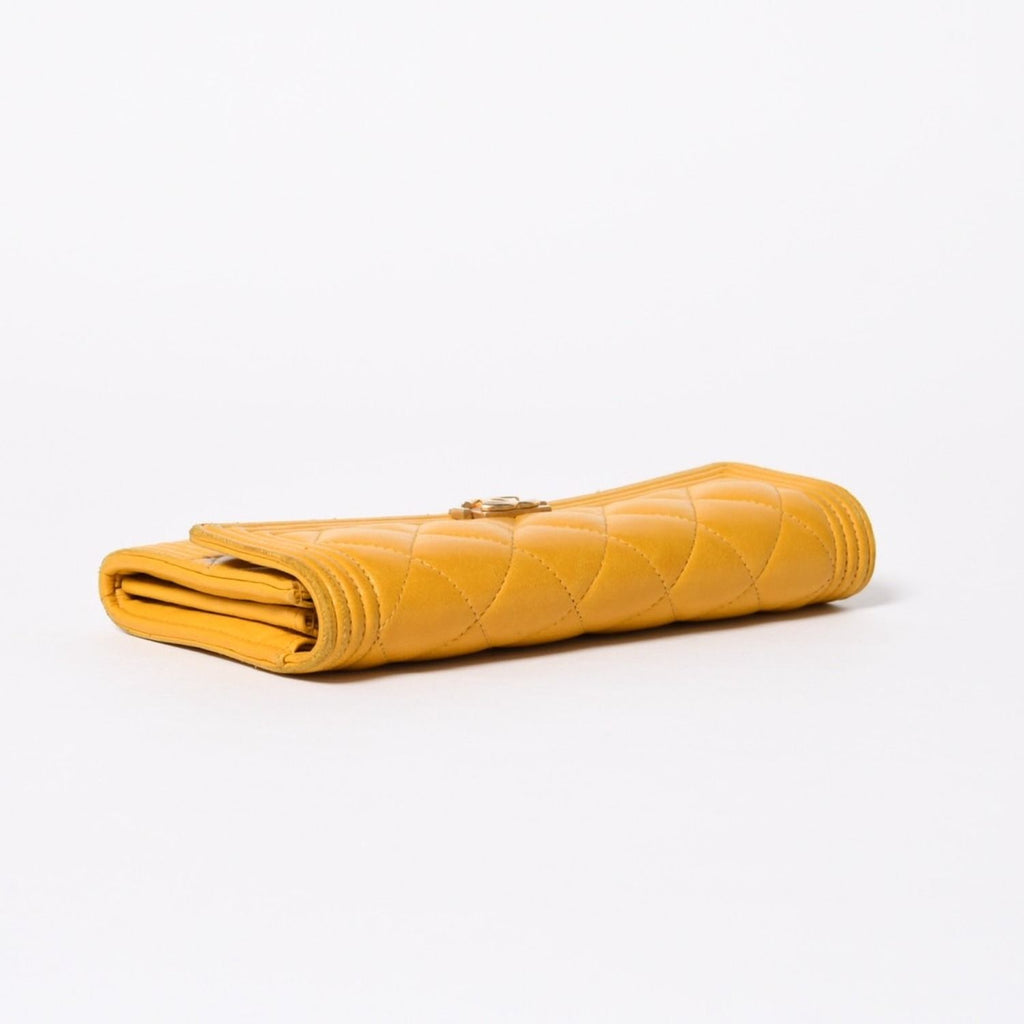 Chanel Boy Wallet CC Logo Lambskin Yellow Gold — view 6