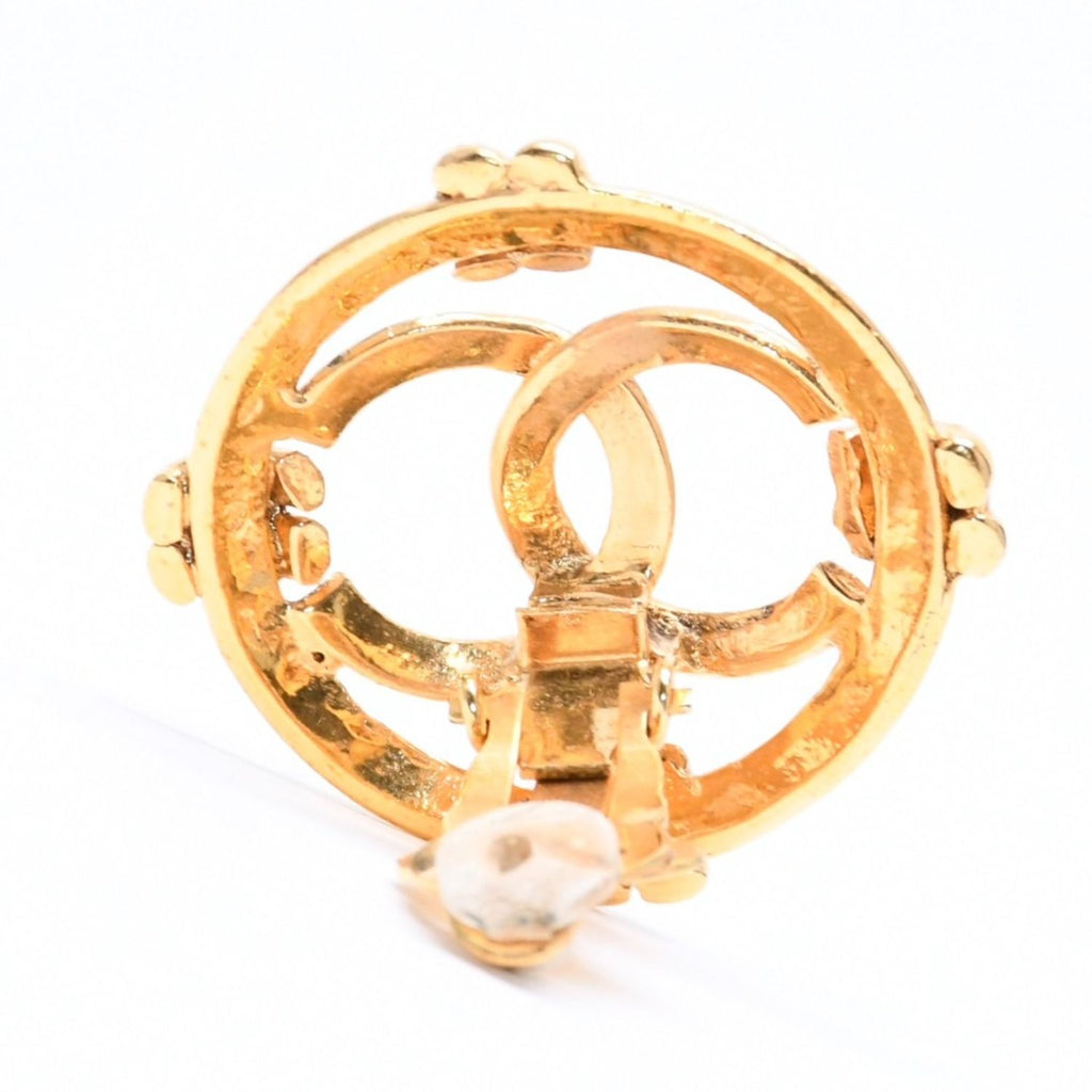 Chanel Earrings CC Logo 93 Gold — view 6