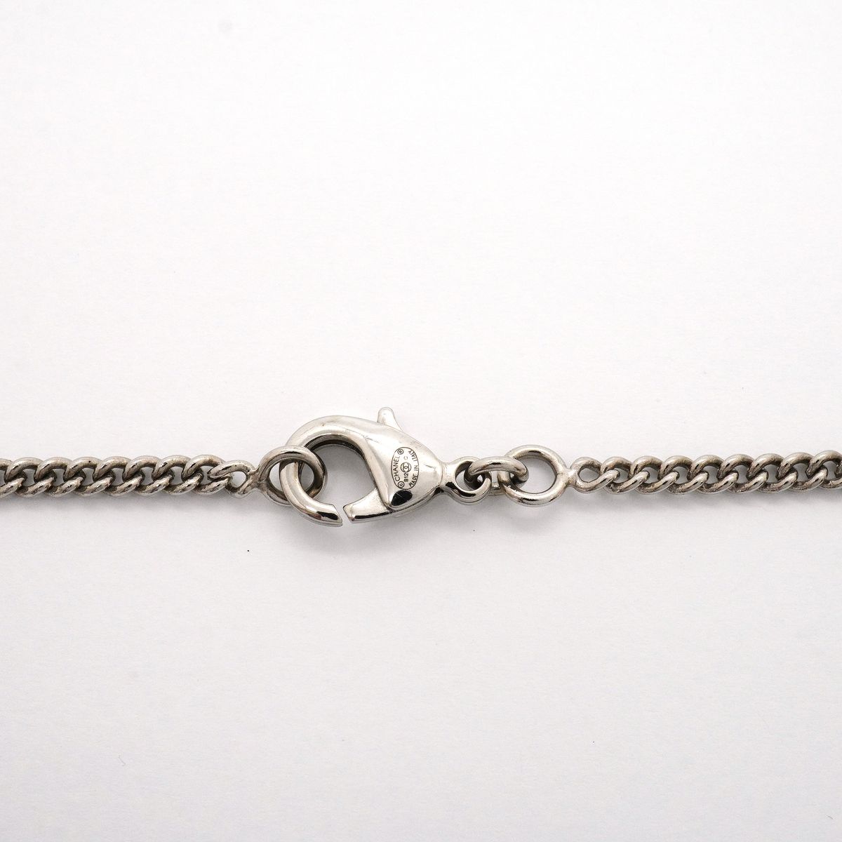 Chanel Necklace CC Logo Camellia Metal Rhinestone Silver — view 4