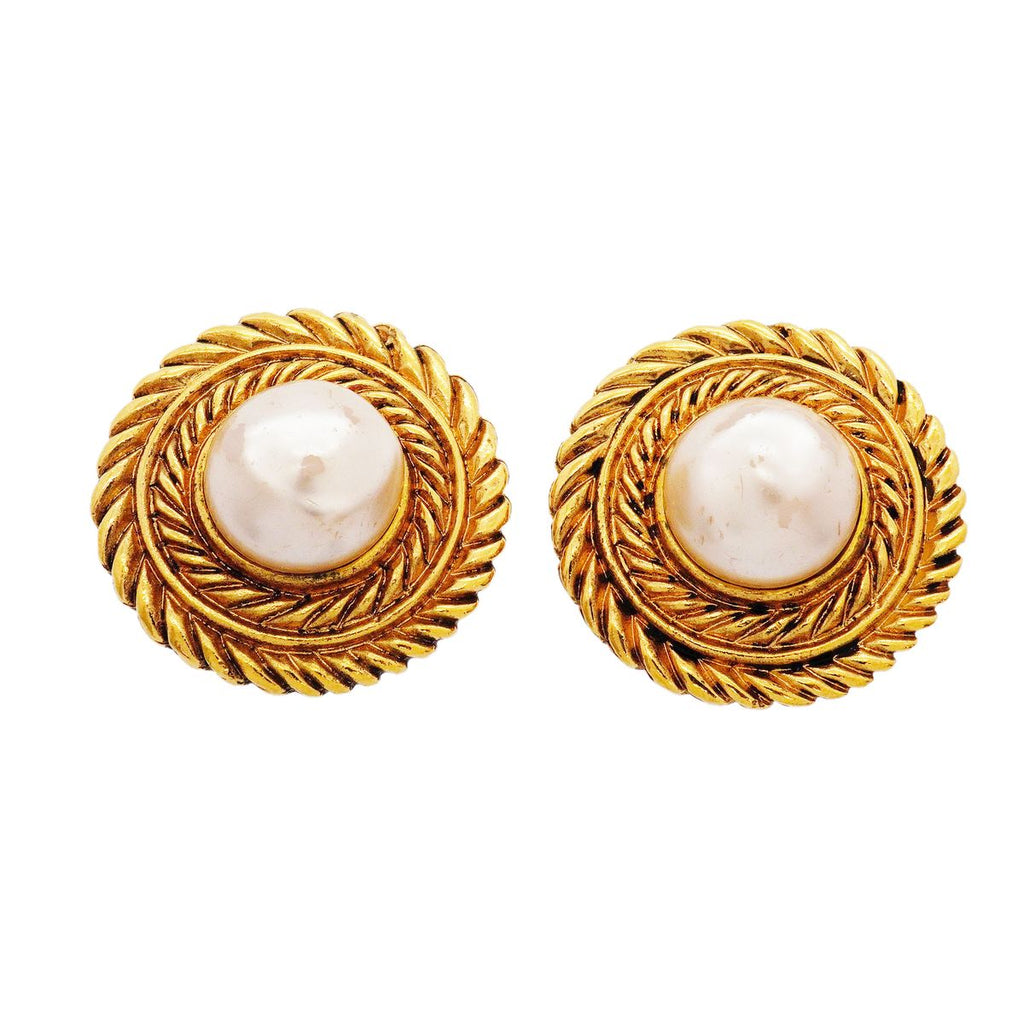 Chanel Earrings Vintage Round Circle Gold Plated Faux Pearl