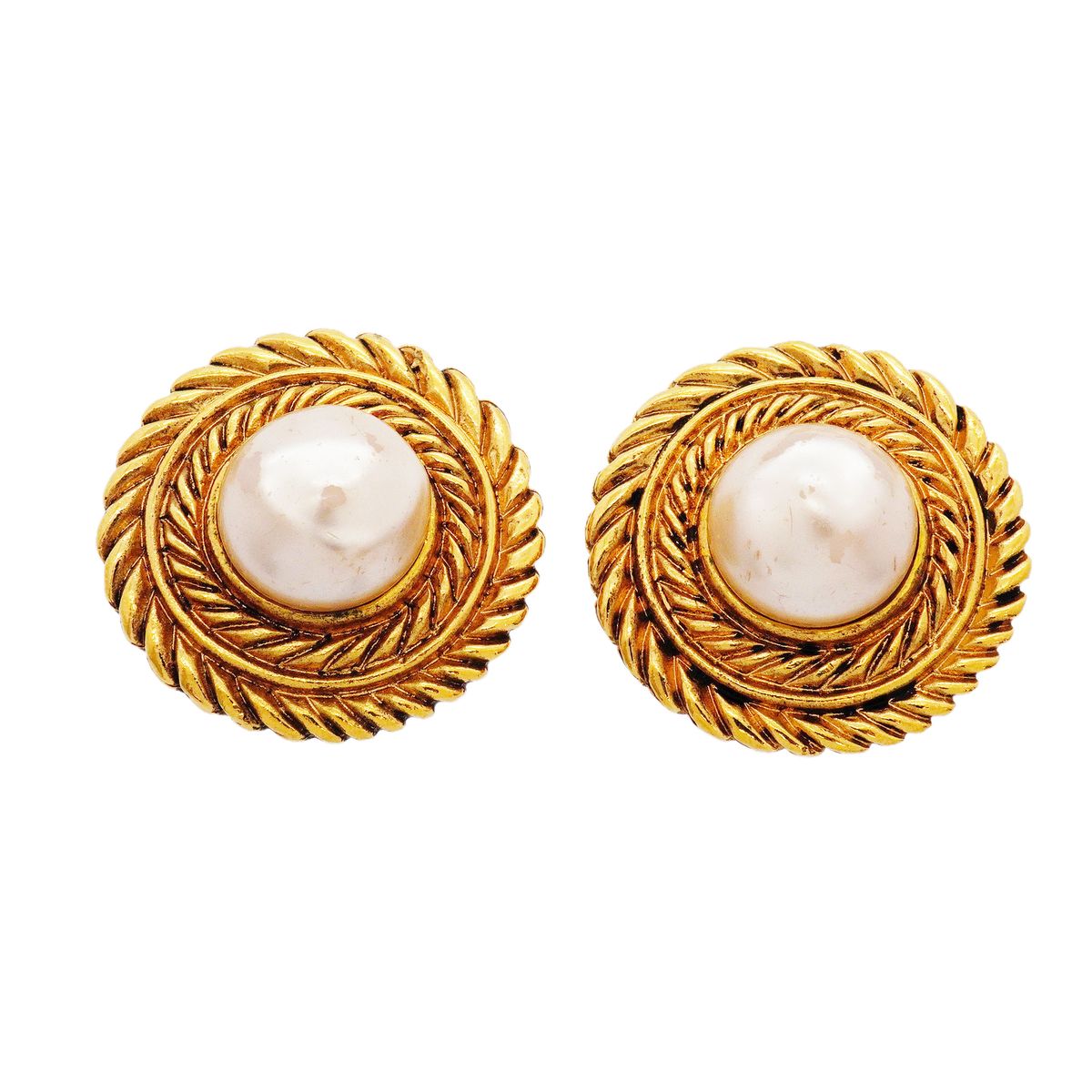 Chanel Earrings Vintage Round Circle Gold Plated Faux Pearl